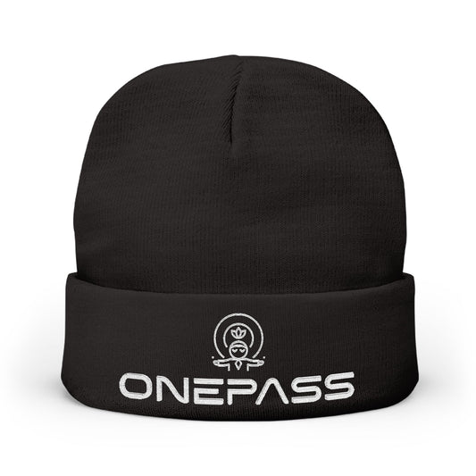 🧢 “Crown” Beanie